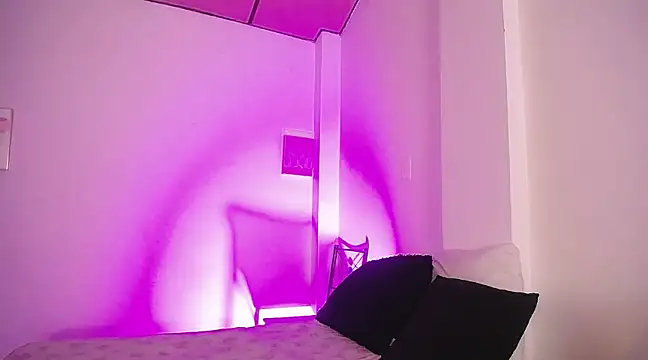 Snapshot of fulfill_fantasies1 chatting on February 2025 06:48:01 AM fulfill fantasies1 online show from February 2025 06:48:01 AM