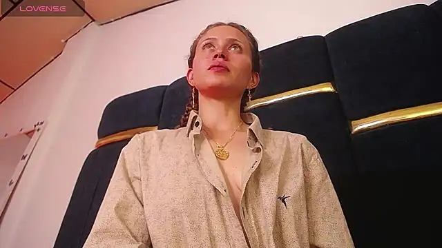 Snapshot of fulfill_fantasies1 chatting on March 2025 06:32:01 AM fulfill fantasies1 online show from March 2025 06:32:01 AM