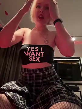 Snapshot of XMelissaX chatting on February 2026 08:18:01 PM XMelissaX online show from February 2026 08:18:01 PM