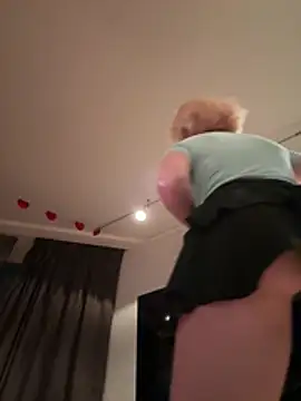 Snapshot of XMelissaX chatting on March 2026 10:26:02 PM XMelissaX online show from March 2026 10:26:02 PM