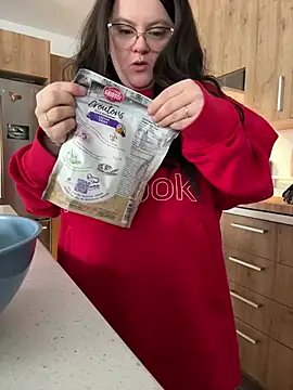 Snapshot of Sweetleeahxx chatting on January 2025 05:41:01 PM Sweetleeahxx online show from January 2025 05:41:01 PM