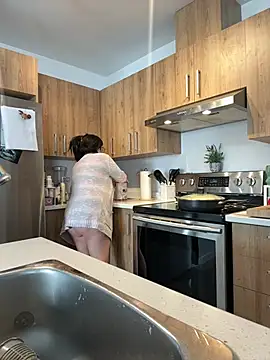 Snapshot of Sweetleeahxx chatting on February 2025 04:14:02 PM Sweetleeahxx online show from February 2025 04:14:02 PM