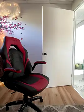 Snapshot of Sweetleeahxx chatting on October 2025 02:34:01 PM Sweetleeahxx online show from October 2025 02:34:01 PM