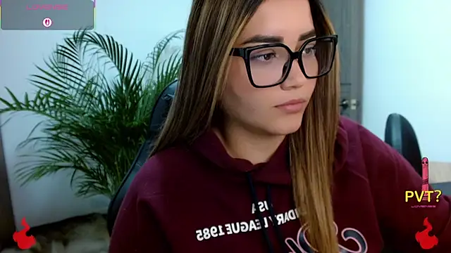 Snapshot of Lucia_star__ chatting on March 2026 01:27:01 PM Lucia star online show from March 2026 01:27:01 PM