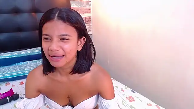 Angelica Blue online show from April 2026 06:05:01 PM