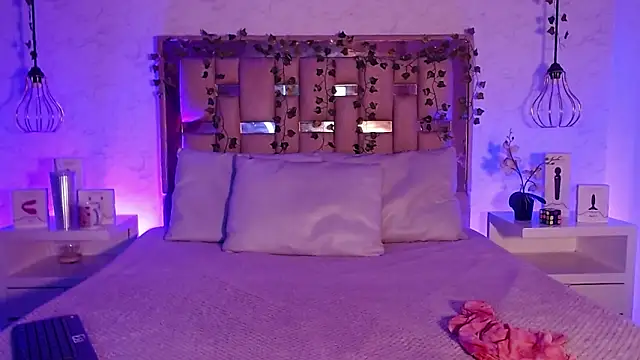 Snapshot of GigiVolkova chatting on September 2025 08:11:02 PM GigiVolkova online show from September 2025 08:11:02 PM