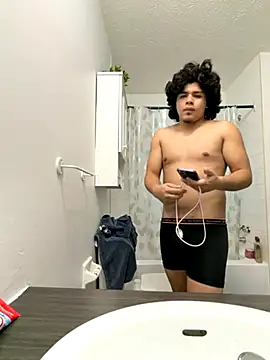 Naitsirc- online show from October 2025 12:08:02 AM