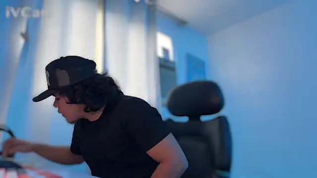 Naitsirc- online show from November 2025 02:17:02 PM