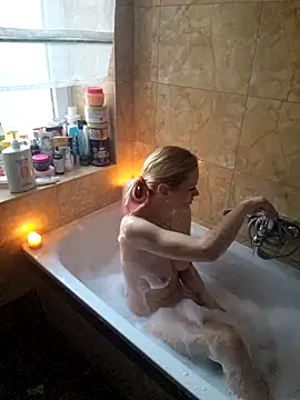 LillyAn123 online show from January 2025 02:04:01 PM