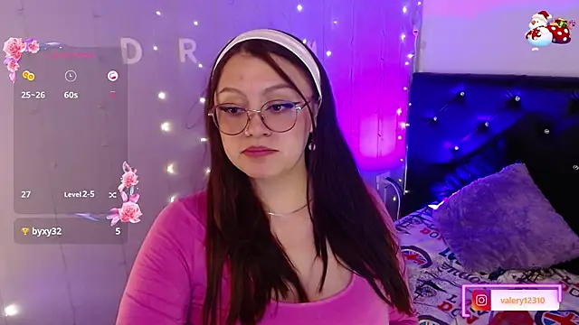 Snapshot of sweet_valery21 chatting on January 2025 05:05:01 PM sweet valery21 online show from January 2025 05:05:01 PM