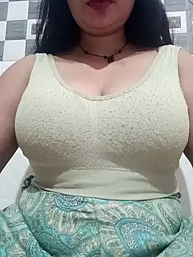 cute-mahek online show from May 2026 07:19:01 PM