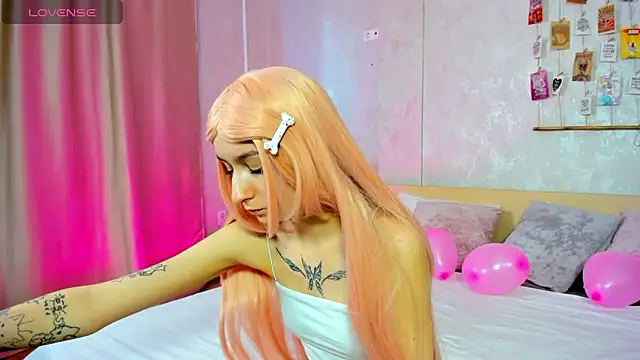 Doris Scott online show from February 2025 08:21:01 AM