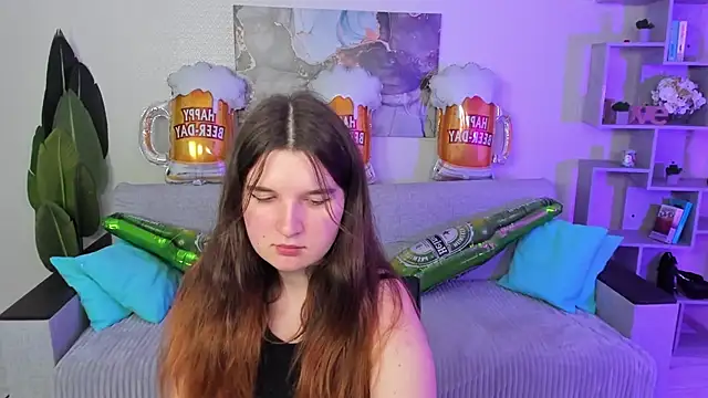 BonneyLove online show from October 2025 05:41:02 PM