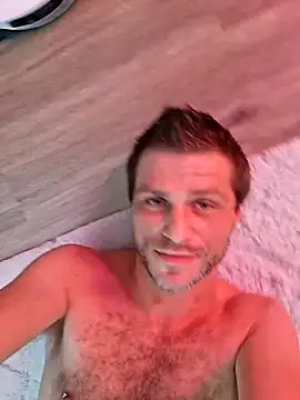 Snapshot of JonBoi8812 chatting on December 2025 06:58:02 PM JonBoi8812 online show from December 2025 06:58:02 PM