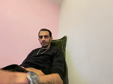 Rebeu313 online show from February 2026 02:37:02 AM