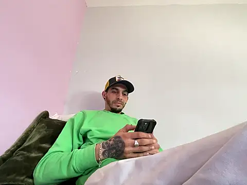 Rebeu313 online show from February 2026 09:08:01 AM