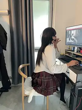 AwakeSubtitle online show from October 2025 08:00:02 AM