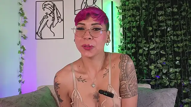 MiaMorgan  online show from February 2026 03:38:01 PM