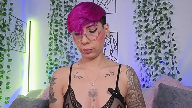 MiaMorgan  online show from April 2026 02:08:02 PM
