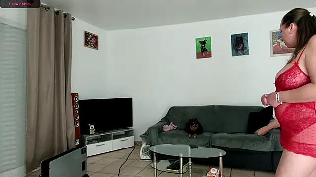 Snapshot of YOUR_ELENA chatting on January 2025 05:53:01 PM YOUR ELENA online show from January 2025 05:53:01 PM