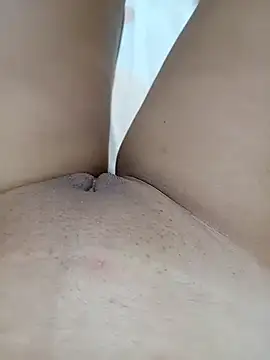 Snapshot of Khaleyssi chatting on December 2024 05:33:02 AM Khaleyssi online show from December 2024 05:33:02 AM