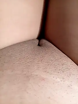 Snapshot of Khaleyssi chatting on December 2024 02:42:02 PM Khaleyssi online show from December 2024 02:42:02 PM