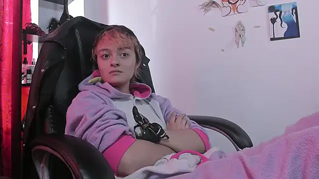 Baby Punk online show from January 2025 08:28:01 PM
