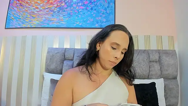 nova lane online show from May 2026 08:25:01 PM