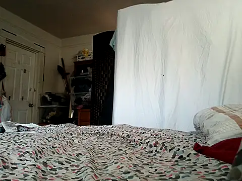 DevinToore online show from October 2025 03:22:01 PM