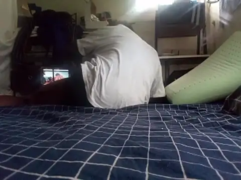 Snapshot of DevinToore chatting on February 2026 07:22:01 PM DevinToore online show from February 2026 07:22:01 PM