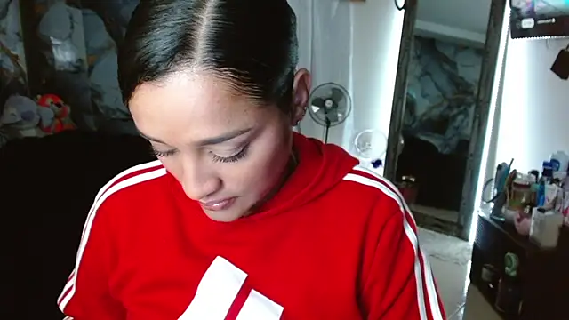 KatalinnaBrown online show from November 2025 11:32:01 AM