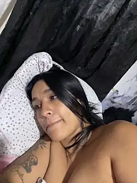 Snapshot of KatalinnaBrown chatting on March 2026 11:02:01 AM KatalinnaBrown online show from March 2026 11:02:01 AM
