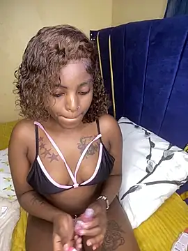 Snapshot of Sasha-smiles chatting on November 2025 04:45:02 AM Sasha-smiles online show from November 2025 04:45:02 AM