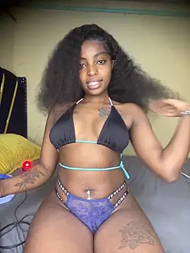 Snapshot of Sasha-smiles chatting on December 2025 12:33:02 PM Sasha-smiles online show from December 2025 12:33:02 PM