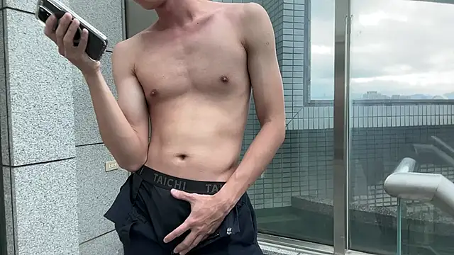 Benson18y online show from December 2025 04:20:03 AM