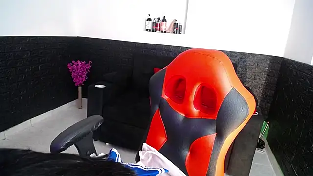 Snapshot of Marfil_RJ_A chatting on October 2025 02:04:02 AM Marfil RJ A online show from October 2025 02:04:02 AM