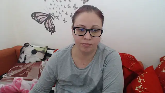 LadyHellene online show from February 2025 01:27:01 PM