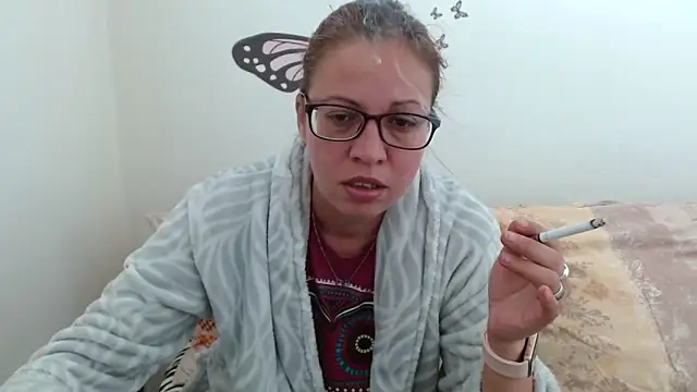 Snapshot of LadyHellene chatting on March 2026 07:05:01 AM LadyHellene online show from March 2026 07:05:01 AM