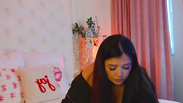 Amberseyes online show from May 2026 08:53:02 AM