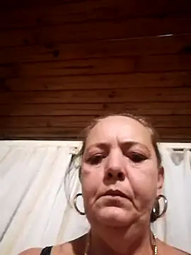Kimmyb777 online show from June 2026 04:39:02 PM