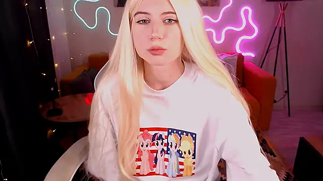 Snapshot of Sweet_Richal chatting on November 2025 09:02:02 PM Sweet Richal online show from November 2025 09:02:02 PM