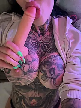 MeganWitch online show from June 2026 05:03:02 PM