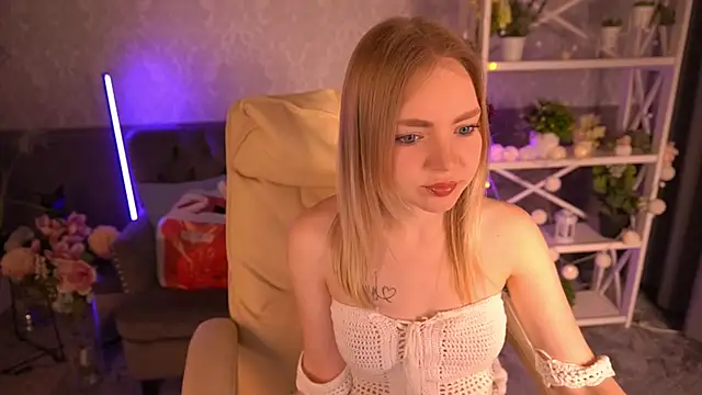 EmilySunshineS online show from March 2025 09:14:02 PM