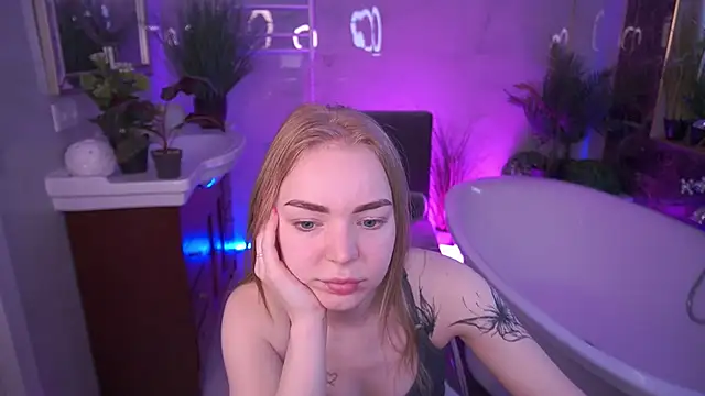 EmilySunshineS online show from May 2026 06:54:01 AM