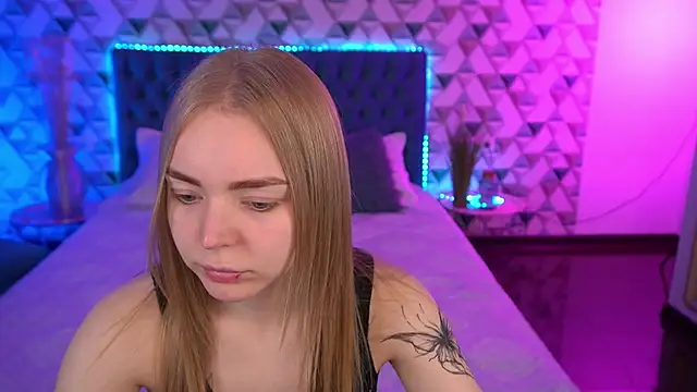 EmilySunshineS online show from May 2026 01:16:02 PM