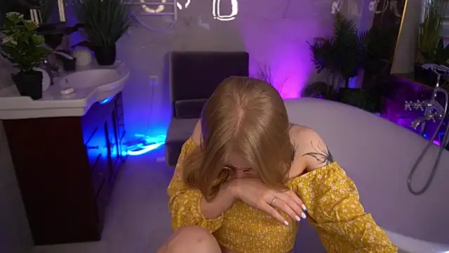 EmilySunshineS online show from June 2026 06:17:02 AM