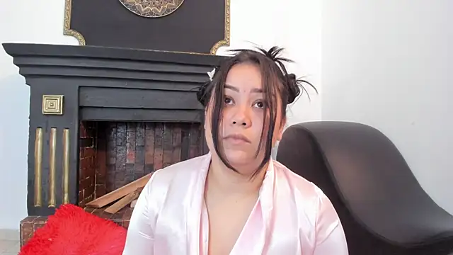 victoriajk online show from March 2025 04:50:02 PM