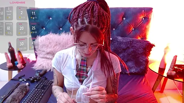 Snapshot of Sofi_F_w chatting on January 2025 10:26:01 PM Sofi F w online show from January 2025 10:26:01 PM