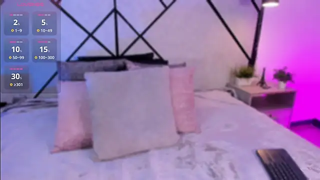 marie miller  online show from December 2025 12:12:01 PM