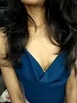 glam goddess online show from January 2025 08:48:02 PM